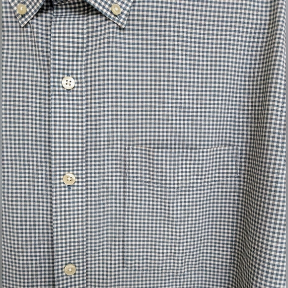 Van Heusen Button Down Shirt - Large - Picture 5 of 7